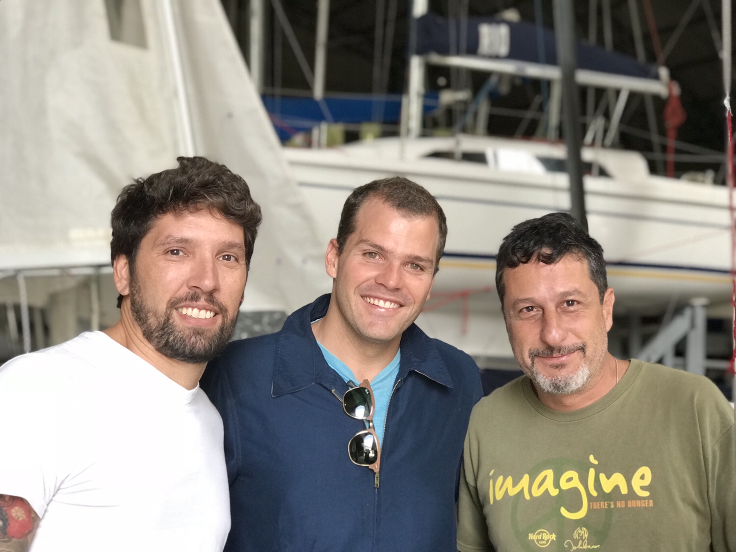 Com Ale Olio e Marcos Val, eles estão com o snipe antigo do Bellotti